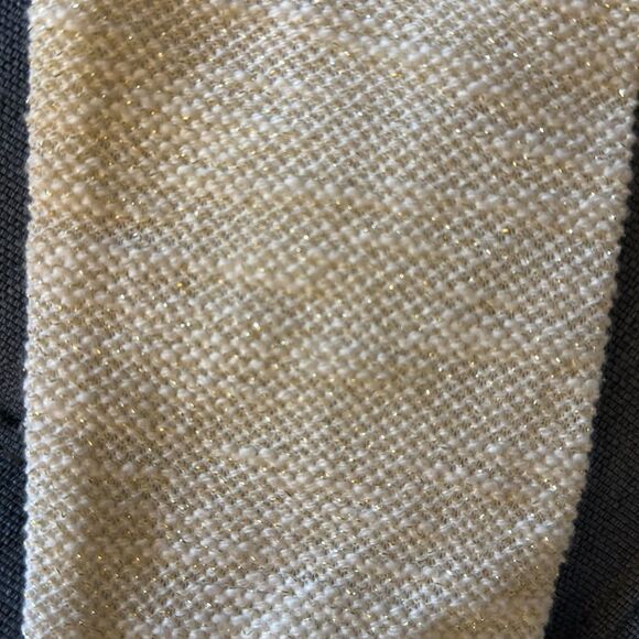 Mustard Seed Woman’s Nubby Gold Thread White Top with Stud Detail. Size Small. - Picture 5 of 7